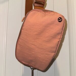 lululemon Everywhere Belt Bag 1L